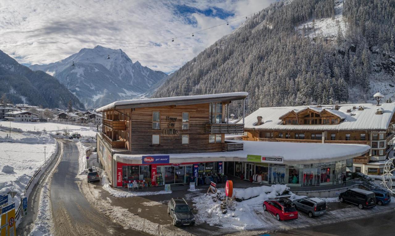 Ferienwohnungen Haus Der Mitte Mayrhofen Eksteriør bilde